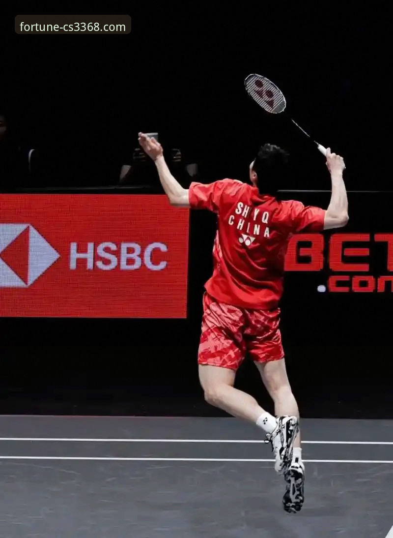 石宇奇亚锦赛夺冠背后：国羽8年等待与实战策略对比分析